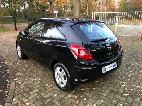 Opel Corsa - 1.0-12V Edition apk 11-2020 135000km - 1