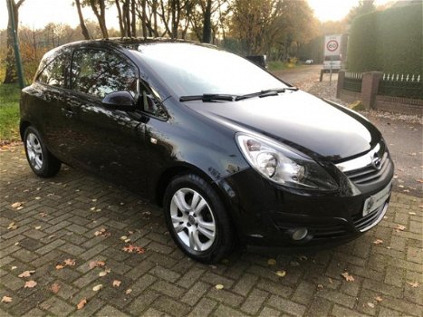 Opel Corsa - 1.0-12V Edition apk 11-2020 135000km - 1