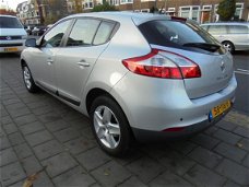 Renault Mégane - 1.5 dCi GT-Line navi airco/ecc nieuwstaat