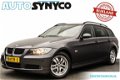 BMW 3-serie Touring - 318i 143 Pk Business Line Airco/Originele Audio/Parkeersensoren/16