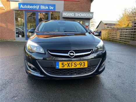 Opel Astra - 1.4 Turbo Cosmo Met Navi, Camera, ECC, PDC - 1