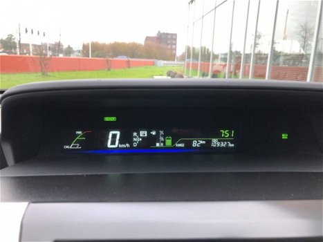 Toyota Prius Wagon - 1.8 Aspiration 7P Navi Pano dak - 1