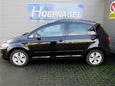 Volkswagen Golf Plus - 1.6 TDI Highline BlueMotion DSG Aut Navi - 1