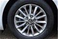 Toyota Avensis Touring Sports - 1.8 VVT-i Aspiration Navigatie/Camera - 1 - Thumbnail