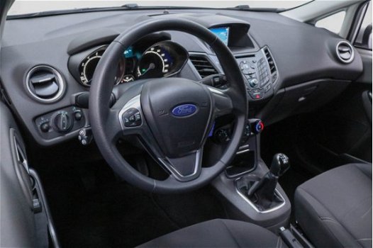 Ford Fiesta - 1.0 Style 5 Deurs Airco Groot Navi Bluetooth Dealer onderhouden - 1