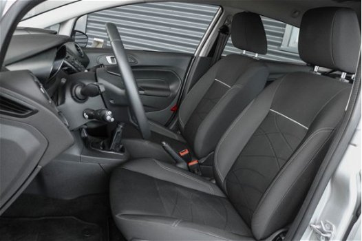 Ford Fiesta - 1.0 Style 5 Deurs Airco Groot Navi Bluetooth Dealer onderhouden - 1