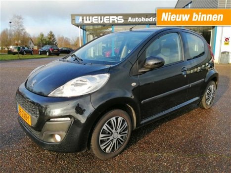 Peugeot 107 - 1.0 Envy 5drs Airco, Orig. NL auto, USB en Aux - 1