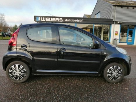 Peugeot 107 - 1.0 Envy 5drs Airco, Orig. NL auto, USB en Aux - 1