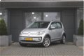 Volkswagen Up! - 1.0 cross up BlueMotion | Airco | Cruise Control | Navigatie | Parkeersensoren - 1 - Thumbnail