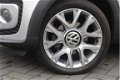 Volkswagen Up! - 1.0 cross up BlueMotion | Airco | Cruise Control | Navigatie | Parkeersensoren - 1 - Thumbnail