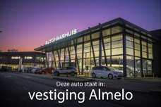 Volvo V40 Cross Country - 1.6 D2 Summum | Keyless | Verwarmde voorruit | Stoelverwarming | Navigatie