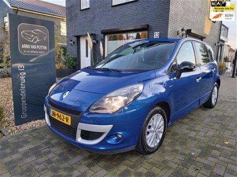 Renault Scénic - 1.4 TCe Bose / Navigatie In Zeer nette staat - 1