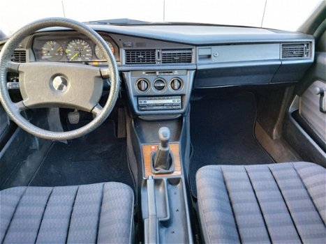 Mercedes-Benz 190-serie - 190 E 2.0 Mooie nette originele auto - 1