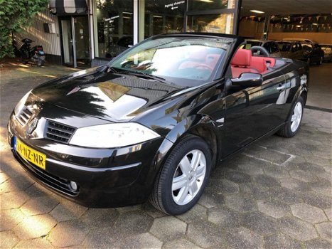 Renault Mégane coupé cabriolet - 1.6-16V Privilège Luxe Airco , Leder, Panoramadak - 1