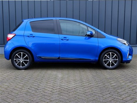 Toyota Yaris - 1.5 VVT-i 111 5D Dynamic - 1