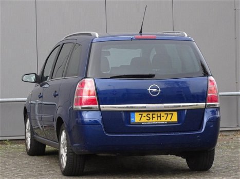 Opel Zafira - 1.8 Business 7-PERSOONS AIRCO (bj2005) - 1