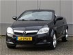 Opel Tigra TwinTop - 1.4-16V Rhythm KEURIGE AUTO APK 2020 (bj2005) - 1 - Thumbnail