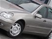 Mercedes-Benz C-klasse - 200 CDI Classic KEURIGE AUTO APK 2020 (bj2004) - 1 - Thumbnail