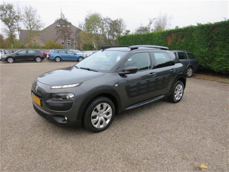 Citroën C4 Cactus - 1.2 PureTech Feel Navi, Airco, trekhaak, dealer ond. Nieuwjaarssale - 1