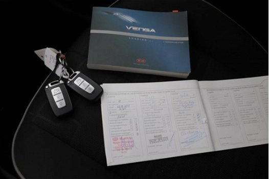 Kia Venga - 1.4 CVVT Comfort Pack Climat control, Stoelverwarming, Trekhaak, Rijklaarprijs - 1