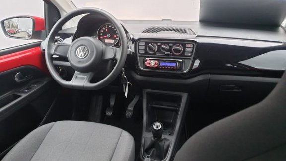 Volkswagen Up! - 1.0 move up - 1