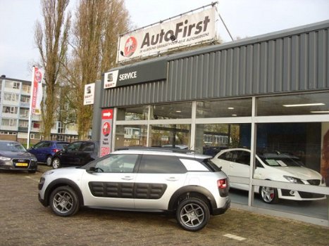 Citroën C4 Cactus - 1.2 e-VTi Shine Automaat , navigatie - 1