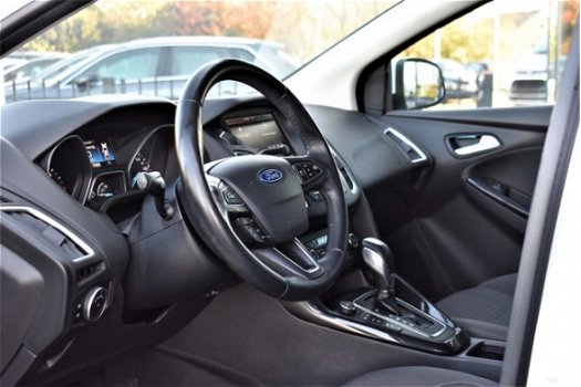 Ford Focus Wagon - 2.0 TDCI 150PK Titanium Automaat, Xenon, Navigatie, Camera, Keyless, Stoelverwarm - 1