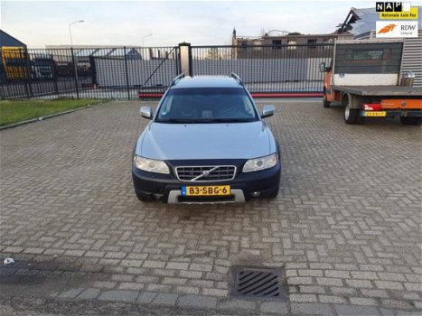 Volvo XC70 - 2.4 D5 Kinetic automaat - 1