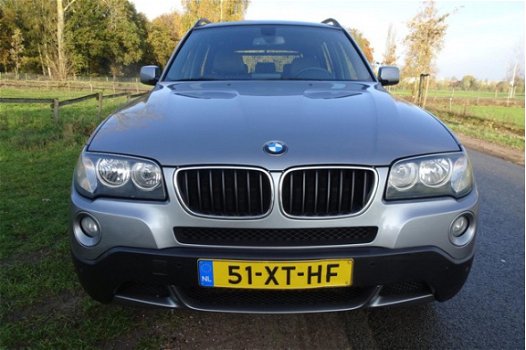 BMW X3 - 2.0d Introduction DEALER onderhouden Zeer nette wagen Navi, stoelverwarming - 1