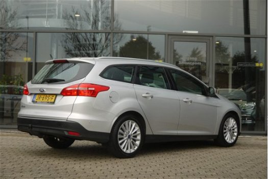 Ford Focus Wagon - 1.5 TDCI Titanium NL-Auto Climate/nav/PDC - 1