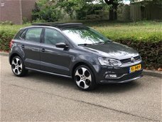 Volkswagen Polo - 1.2 TSI R-Line Edition PANORAMADAK- AUTPMAAT -PARKEERSENSOREN