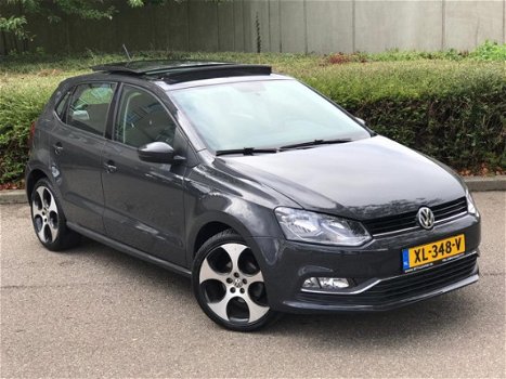 Volkswagen Polo - 1.2 TSI R-Line Edition PANORAMADAK- AUTPMAAT -PARKEERSENSOREN - 1