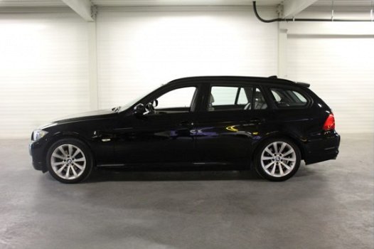 BMW 3-serie Touring - (J) Corp.L.Lux Line[ trekhaak navi prof leder xenon - 1