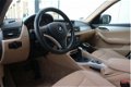 BMW X1 - sDrive18d Executive / Automaat / Navigatie - 1 - Thumbnail