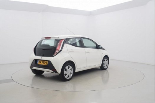 Toyota Aygo - 1.0 VVT-i x-play 5drs - 1