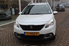 Peugeot 2008 - 1.2 PURETECH 110