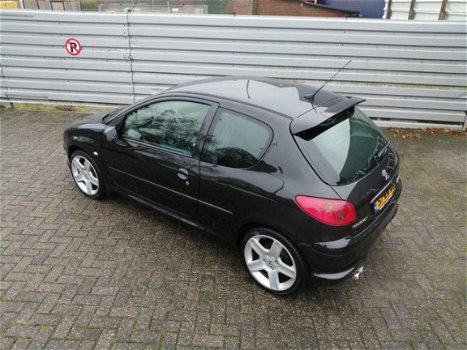 Peugeot 206 - 2.0-16V RC - 1