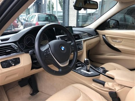 BMW 3-serie Touring - 320d Special Edition Xenon, Prof navi, HiFi, Stoelverw, Panorama dak, 17