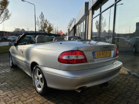 Volvo C70 Convertible - 2.0 T Leder, Stoelverw, Airco/climate control, Trekhaak, LM velg, Elek pakke - 1