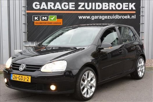 Volkswagen Golf - 1.6 FSI 116pk NAVI AIRCO ZWART 4-deurs - 1