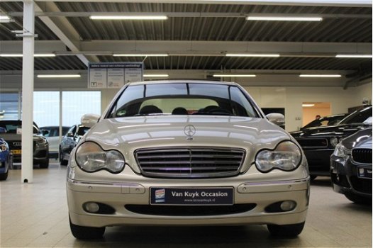 Mercedes-Benz C-klasse - 2.6 C240 SEDAN AUT. ELEGANCE YOUNGTIMER / NAVIGATIE / ZEER NETJES - 1