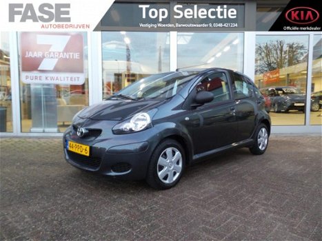 Toyota Aygo - 1.0-12V Cool *Airco - 1