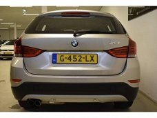 BMW X1 - 2.0i aut. Navigatie Climate Cruise Stoelverw