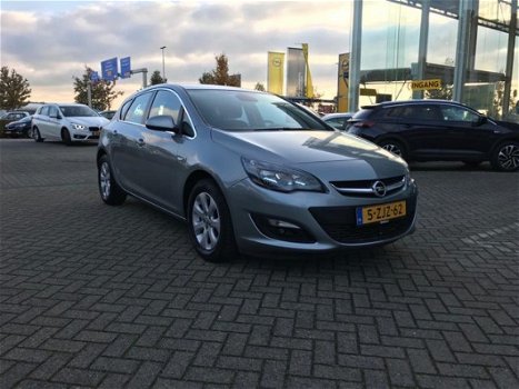 Opel Astra - 1.4 Turbo Start/Stop 140pk Business+ - 1