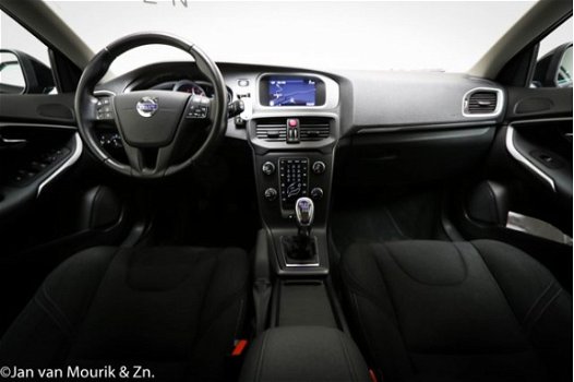 Volvo V40 - 1.6 D2 | AIRCO | CRUISE | NAVI | PDC | CAM - 1