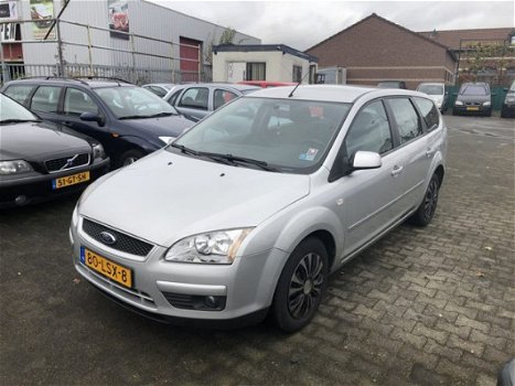 Ford Focus Wagon - 1.6-16V Trend AIRCO M - 1