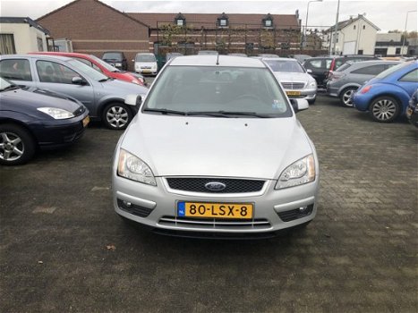 Ford Focus Wagon - 1.6-16V Trend AIRCO M - 1