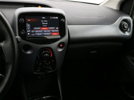 Toyota Aygo - 1.0 5drs X-Play | Apple Carplay | Navi - 1