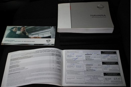 Nissan Navara - 2.5 dCi 170Pk Dubb CAB 4WD KIEPER / KANTEL 5PERS MARGE 115000KM - 1