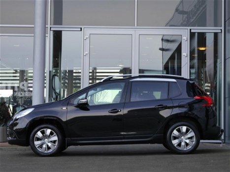 Peugeot 2008 - 1.2 VTI 82PK STYLE | TREKHAAK | DEALER OH | PANORAMADAK | - 1